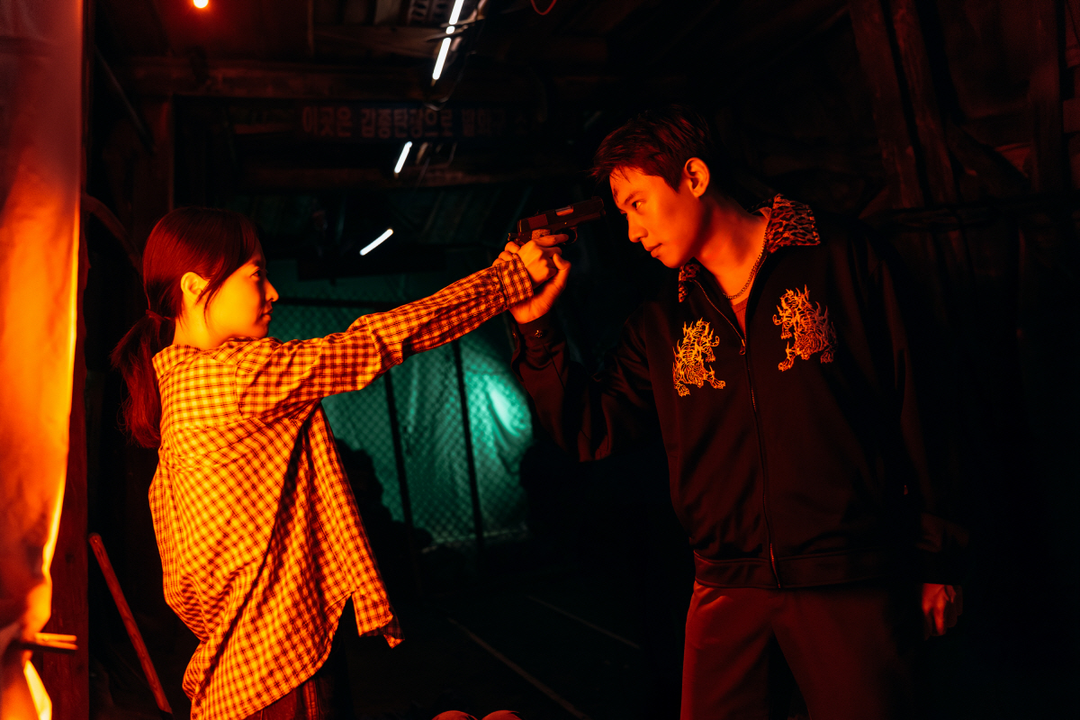 '골드랜드' 박보영X김성철, 이토록 살벌한 '남매 케미'라니