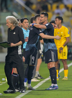 '챔스의 神' 호날두 드디어 무관탈출? 유럽-아시아 챔피언스리그 동시 석권 '도전'…5월17일 日 감바와 ACL2 결승 성사