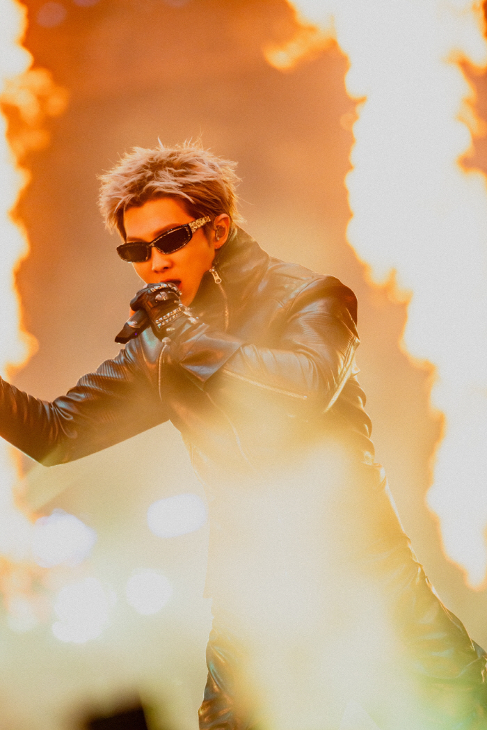 "RM이 버린 담배꽁초, 女 직원이 무릎꿇고 주워"…日 파파라치, BTS 흠집내기 논란[종합]