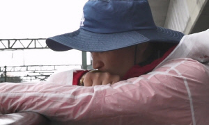 "너무 처절했다" 구성환, 비틀거리면서도 꽃분이 생각...팔찌에 입맞춤