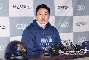 울산 웨일즈, 최지만 영입 → 풀타임 연봉 3000만원 보장