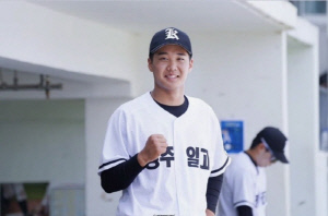 [단독]'대반전' 광주일고 에이스 사인 안했다 "PHI 금액 모자라, 무산 가능성도"