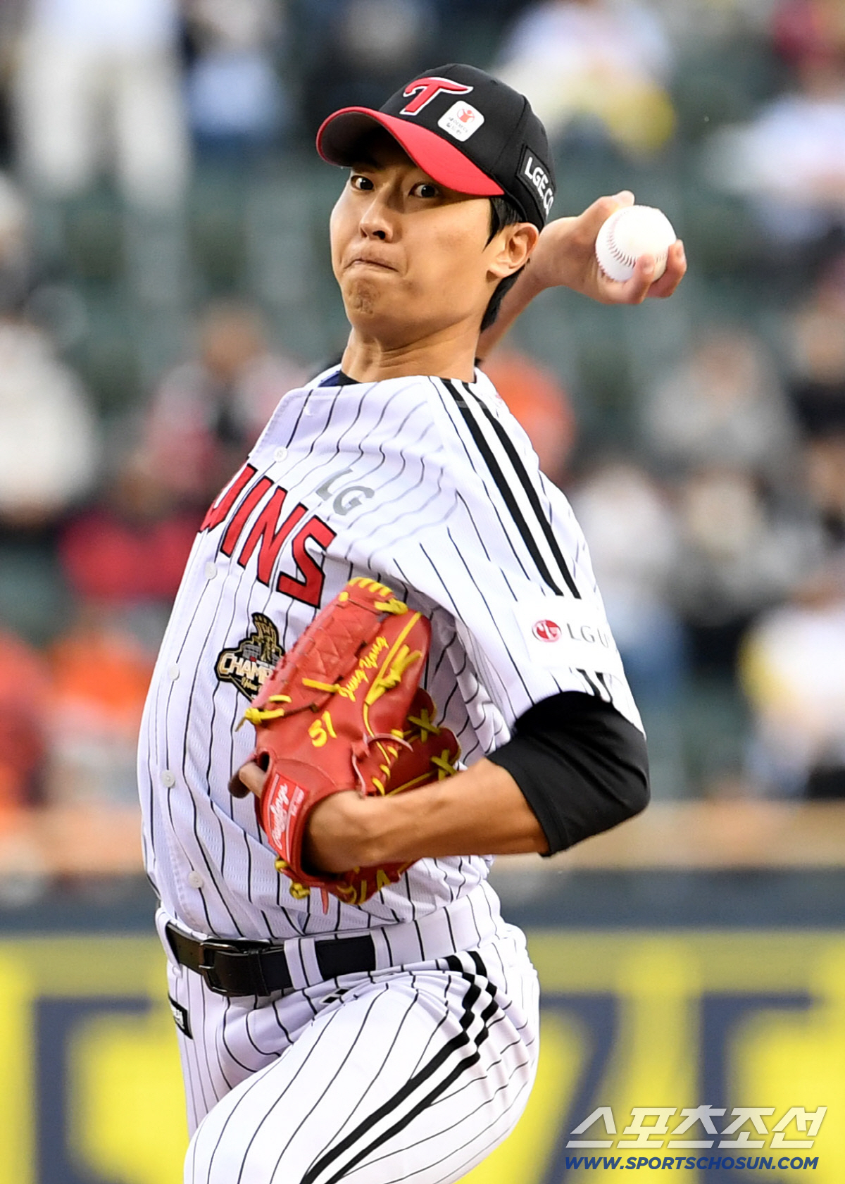 23일 잠실구장에서 열린 LG와 한화의 경기. LG 이정용이 역투하고 있다. 잠실=박재만 기자 pjm@sportschosun.com/2026.04.23/