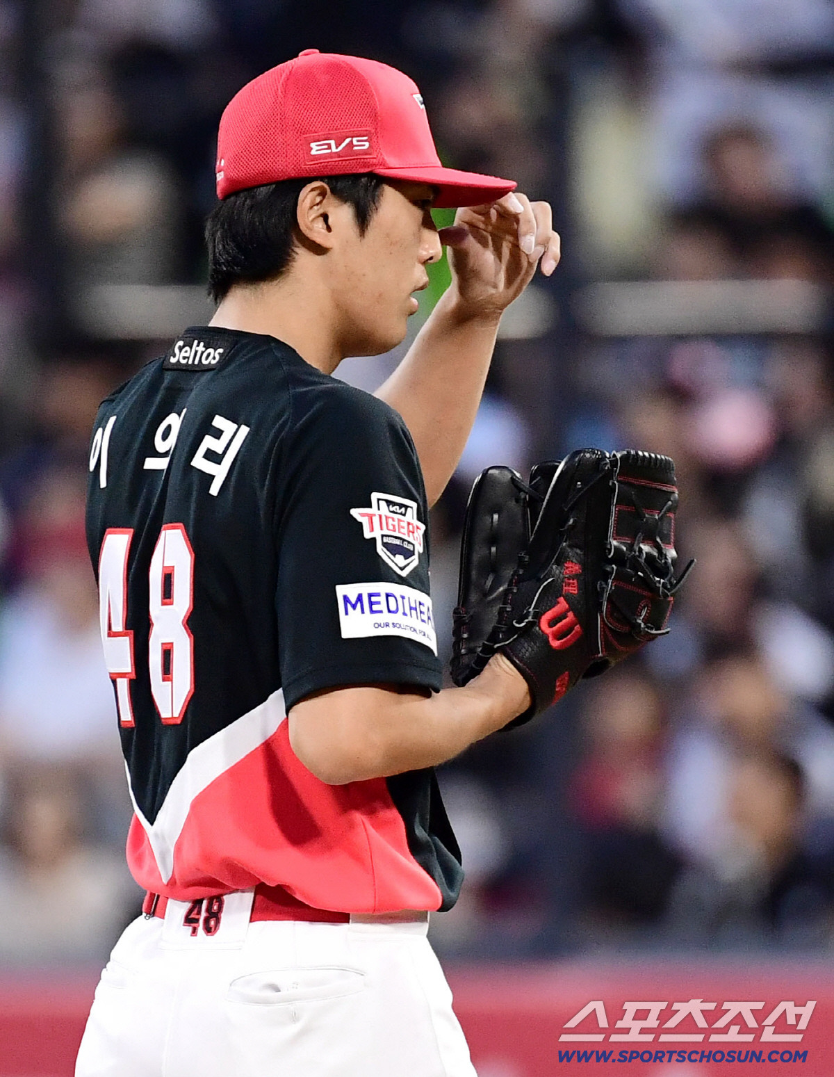 23일 수원 케이티위즈파크에서 열린 KT와 KIA의 경기. 1회 5실점을 허용한 KIA 이의리. 수원=송정헌 기자 songs@sportschosun.com/2026.04.23/