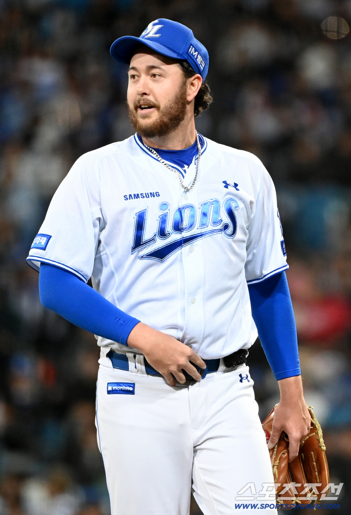 23일 대구삼성라이온즈파크에서 열린 SSG와 삼성의 경기. 4회초 2사 3루 오러클린이 김재환을 헛스윙 삼진처리 후 이닝을 끝낸 뒤 3루주자 에레디아와 이야기를 주고받고 있다. 대구=허상욱 기자 wook@sportschosun.com/2026.04.23/