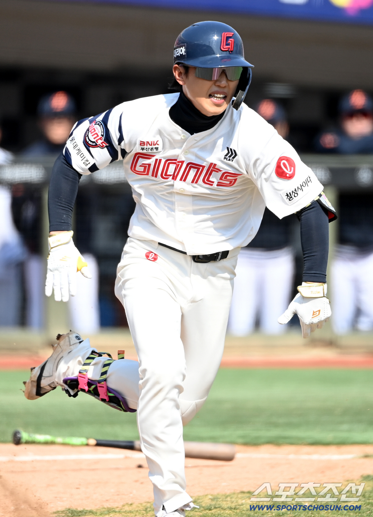 21일 부산 사직야구장에서 열린 한화와 롯데의 시범경기. 타격을 하는 롯데 전민재. 부산=허상욱 기자 wook@sportschosun.com/2026.03.21/