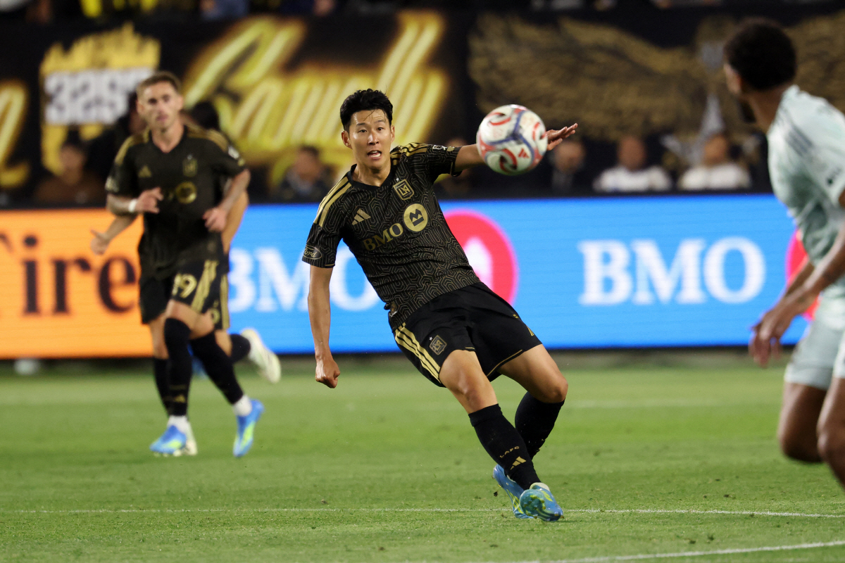 Apr 22, 2026; Los Angeles, California, USA; LAFC forward Son Heung-Min (7) passes the ball during the first half against the Colorado Rapids at BMO Stadium. Mandatory Credit: Kiyoshi Mio-Imagn Images