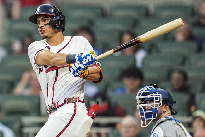 '초대형 경사' 김하성 복귀 임박! ATL 스쿼드 대개혁 시작→두본 좌익수로 변경 유력…동부 압도적 1황 "선택지 넘쳐난다"