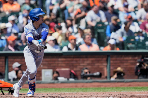 '아이러니' 김혜성을 이정후가 살렸다! 연이은 수비 실책 '집중력 키워야'…공격에선 2안타 1타점 '맹타 휘둘러'