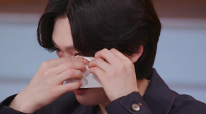 김용빈, "내 목소리 듣고 떠났다"..'췌장암' 할머니 마지막 순간에 '눈물'