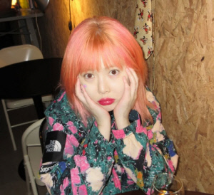 현아, 볼살 통통 오르더니 