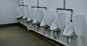 기차역 남자화장실 '몰카' 설치한 직원…9개월 이상 수천 명 촬영 의혹