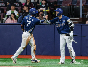 테일러 '헤드샷' 퇴장에 '불펜'이 뭉쳤다…'김주원 3안타' NC, 한화 잡고 2연승 행진 [대전 리뷰]