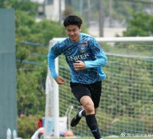 [오피셜] 곧 한국 축구에도 닥칠 비보, 중국 먼저 터졌다...'日 태생' 초특급 유망주, 일본 귀화 공식발표