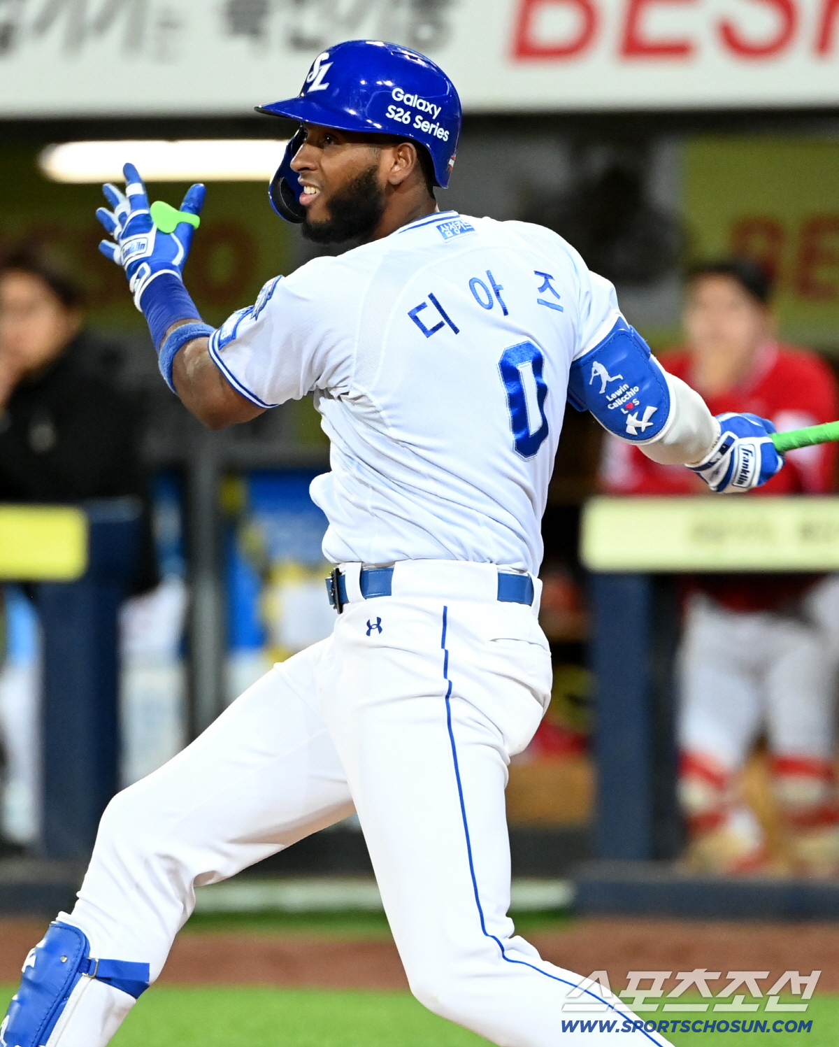 21일 대구삼성라이온즈파크에서 열린 SSG와 삼성의 경기. 3회말 1사 3루 삼성 디아즈가 1타점 적시타를 치고 있다. 대구=허상욱 기자 wook@sportschosun.com/2026.04.21/