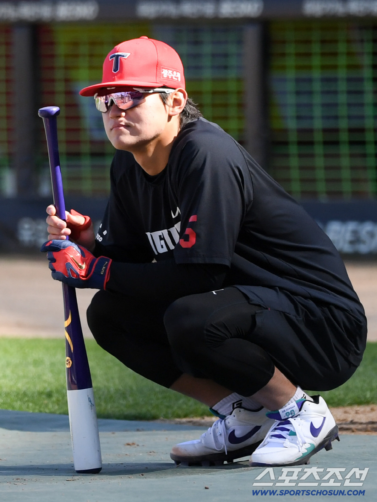 7일 광주 기아챔피언스필드에서 열린 KIA와 삼성의 경기. KIA 김도영이 생각에 잠겨 있다. 광주=박재만 기자 pjm@sportschosun.com/2026.04.07/