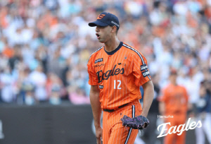 에르난데스 7이닝&페라자 3호포…'외인 만세' 한화, NC에 패배 설욕 [대전 리뷰]