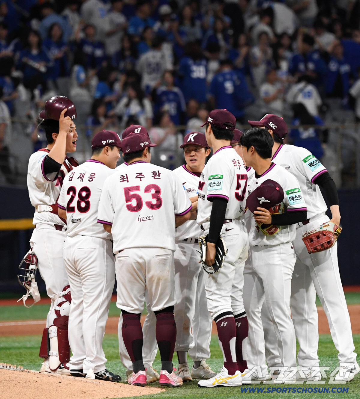 25일 서울 고척스카이돔에서 열린 키움과 삼성의 경기. 승리한 키움 선수들이 기뻐하고 있다. 고척=박재만 기자 pjm@sportschosun.com/2026.04.25/