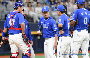 '허벅지 부여잡고 7이닝 버텼는데' 원태인 투혼도 못 살린 삼성 6연패 늪 [고척 현장]