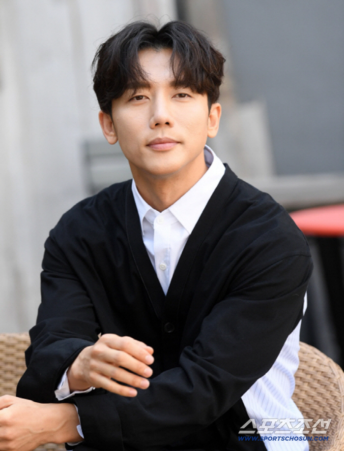 기태영, 오늘(26일) 부친상 "아내 유진과 깊은 슬픔 속..조용히 추모" [공식]