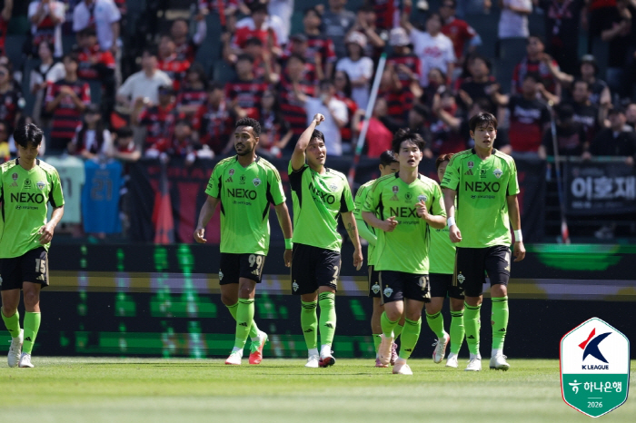 [현장리뷰]"1만4501명의 함성" '강상윤 극장골' 전북 현대 드디어 이겼다! '이호재 2골' 포항 3-2 제압