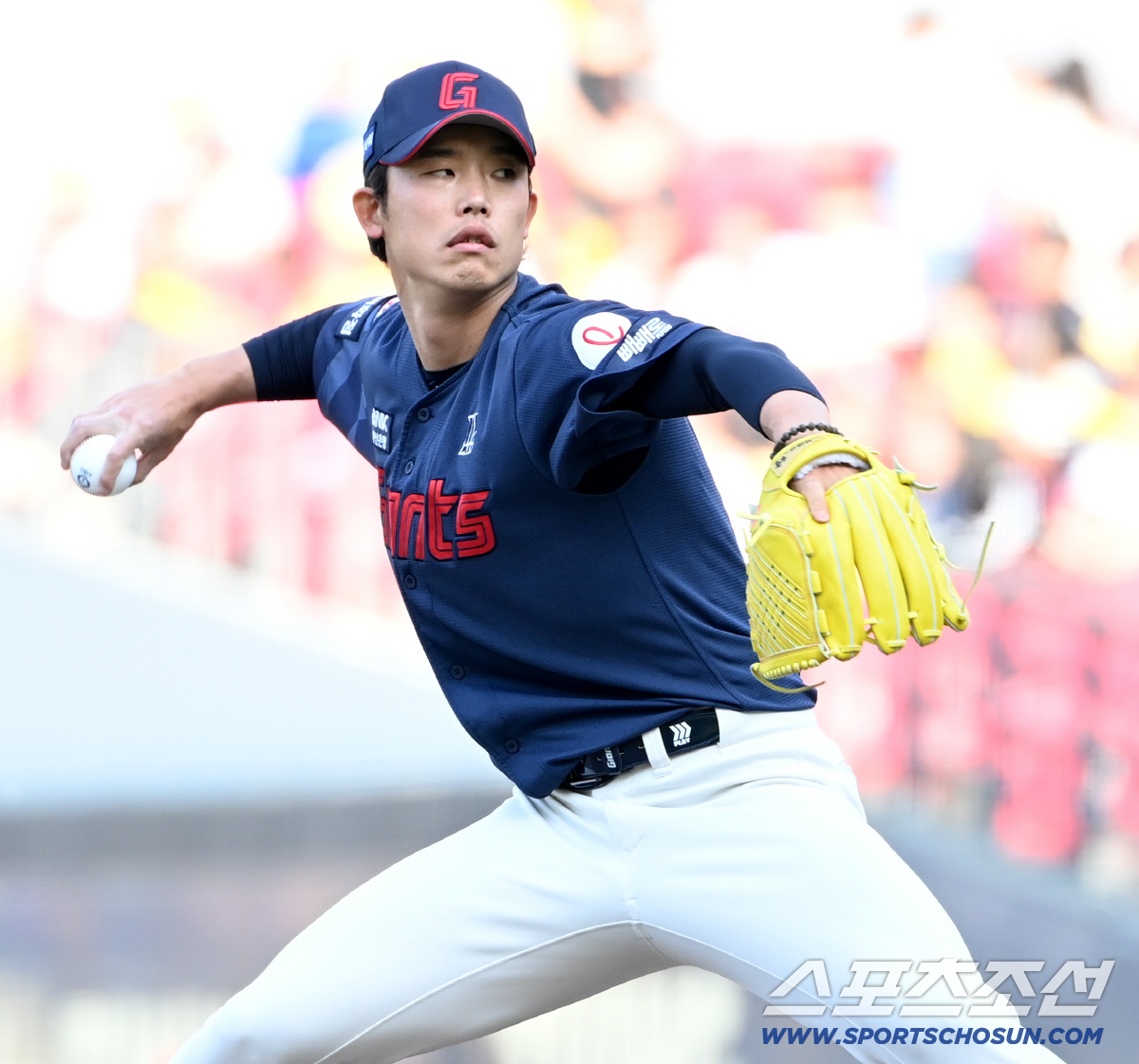 26일 광주KIA챔피언스필드에서 열린 롯데와 KIA의 경기. 롯데 현도훈이 역투하고 있다. 광주=허상욱 기자 wook@sportschosun.com/2026.04.26/