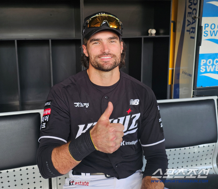 "1주일치 활약을 한방에 해버렸다" 부진 탈출에 함박웃음! "난 정확하게 맞출 뿐인데, 힘이 너무 셀 뿐" 