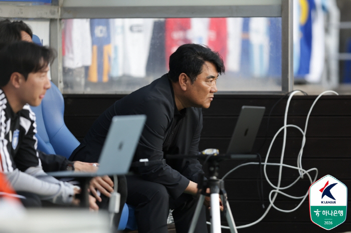 [현장인터뷰]대전전서 또 4실점, 울산의 센터백 리스크 수면위로…김현석 감독, "김영권 돌아오면 숨통트이지 않을까 싶다"