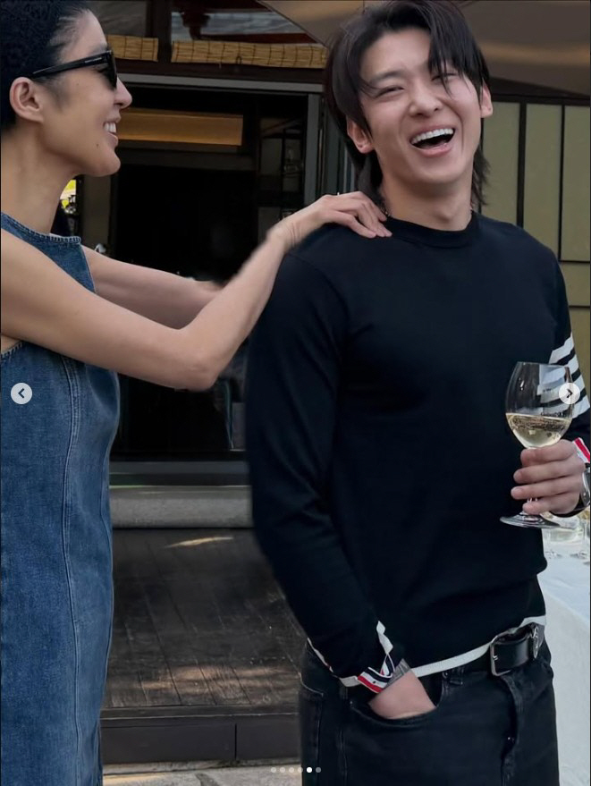 신현지, '극비 한옥 결혼식' 현장 공개…하객 장윤주·덱스·홍진경 참석