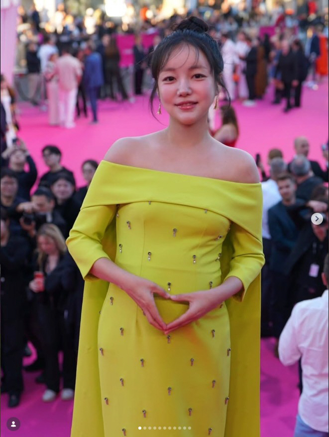 '김기리♥' 문지인, 임신 중 칸 핑크카펫 입성 "생명이와 무사히 다녀왔어요"