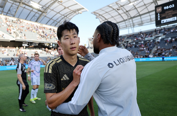 역시 손흥민 찬사, 멈추지 않는 찬사...LA FC 주장 극찬 "환상적, 리더이자 모두 사랑하는 선수"