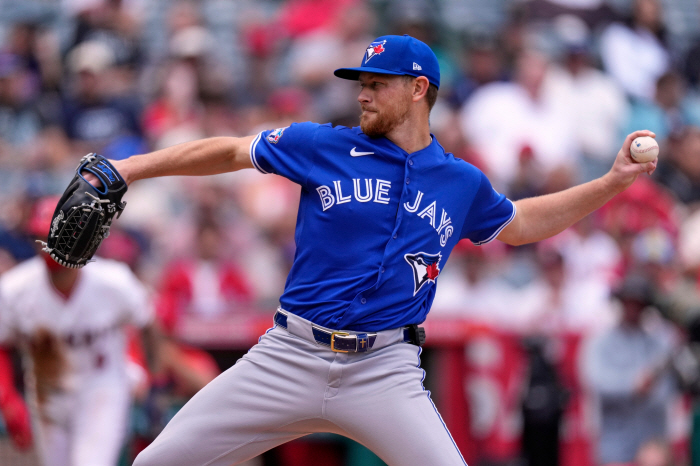 '와! 한마디에 이런다고?'…前 KIA투수, 감독 선발기용 방식 불만 토로→곧장 '불펜行' 특급열차 탔다