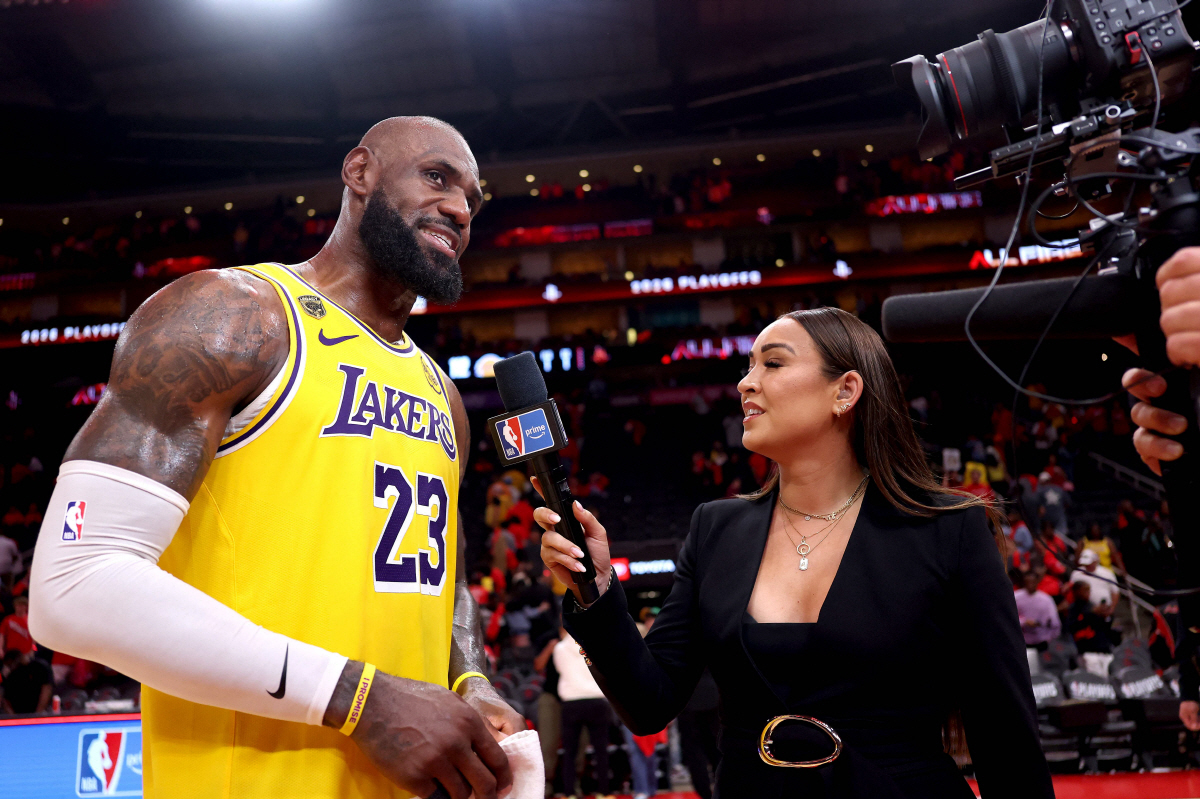 HOUSTON, TEXAS - APRIL 24: LeBron James #23 of the Los Angeles Lakers speaks with the media following the game against the Houston Rockets at Toyota Center on April 24, 2026 in Houston, Texas. NOTE TO USER: User expressly acknowledges and agrees that, by downloading and or using this photograph, User is consenting to the terms and conditions of the Getty Images License Agreement. Kenneth Richmond/Getty Images/AFP (Photo by Kenneth Richmond / GETTY IMAGES NORTH AMERICA / Getty Images via AFP)