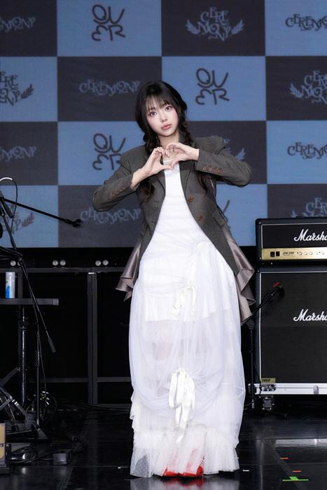 "논란 넘어 아티스트로"…QWER, 정체성 찾는 모험의 시작[SC현장]