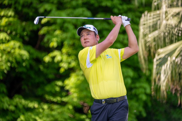 인터내셔널 시리즈 싱가포르 오픈에서 플레이 중인 함정우. 아시안투어(Asian Tour) 제공