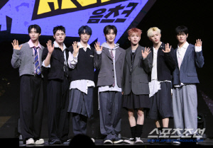 넥스지 "보이그룹 컴백 경쟁, 부담있지만…준비하면서 걱정보다 기대"