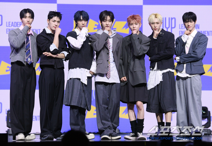 넥스지 "스키즈 선배와 또 다른 매력, 선배들이 이름 외워줘 기뻐"