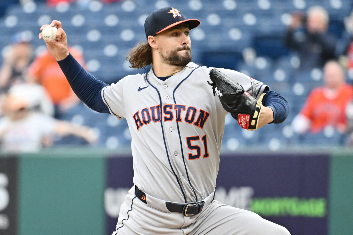 Apr 21, 2026; Cleveland, Ohio, USA; Houston Astros relief pitcher Ryan Weiss (51) throws a pitch during the first inning against the Cleveland Guardians at Progressive Field. Mandatory Credit: Ken Blaze-Imagn Images