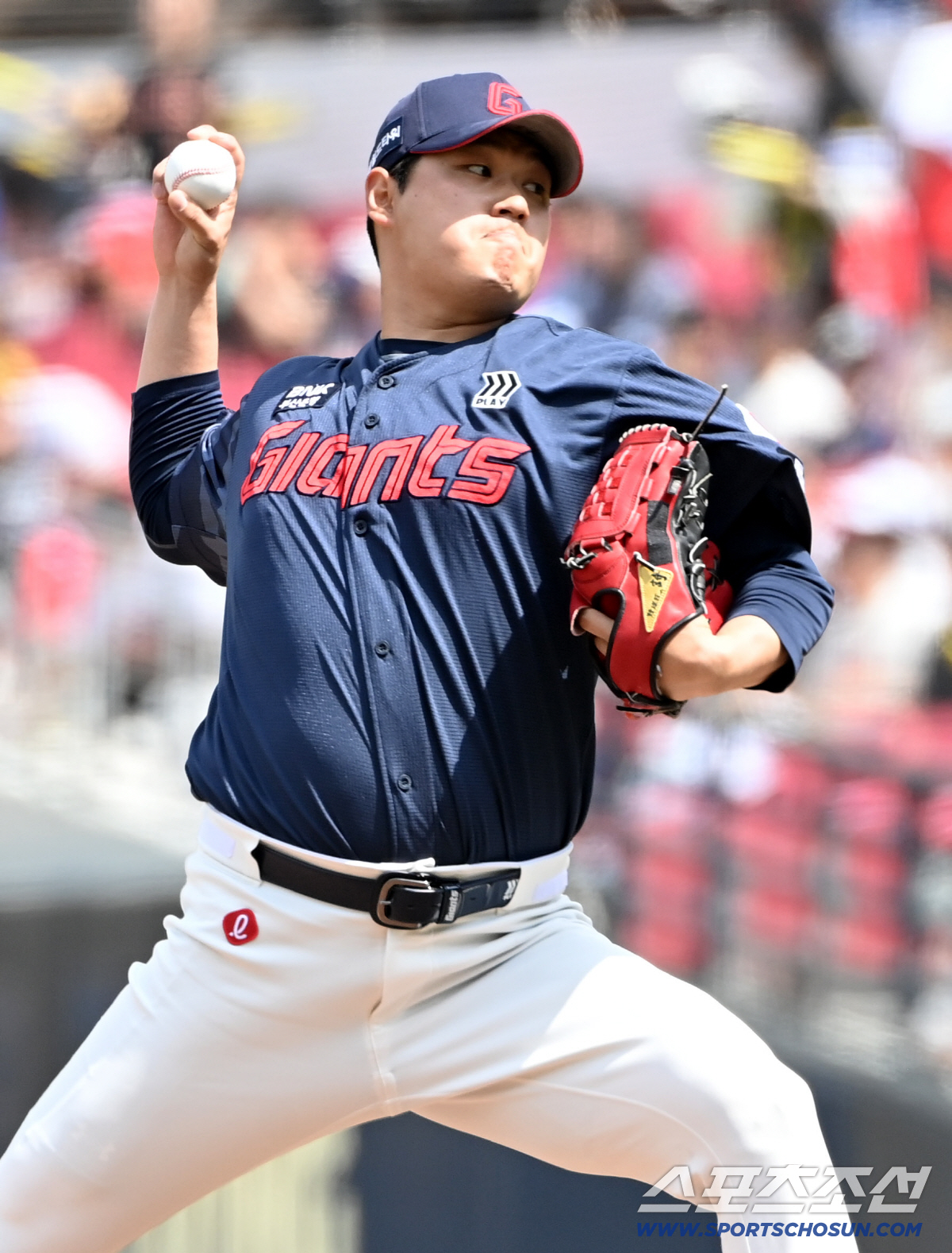 26일 광주KIA챔피언스필드에서 열린 롯데와 KIA의 경기. 롯데 선발투수 나균안이 역투하고 있다. 광주=허상욱 기자 wook@sportschosun.com/2026.04.26/