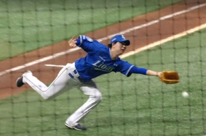 '몸은 야수가 날려라' 끝내 응답받지 못한 새내기 투혼, 독만 되고 말았다