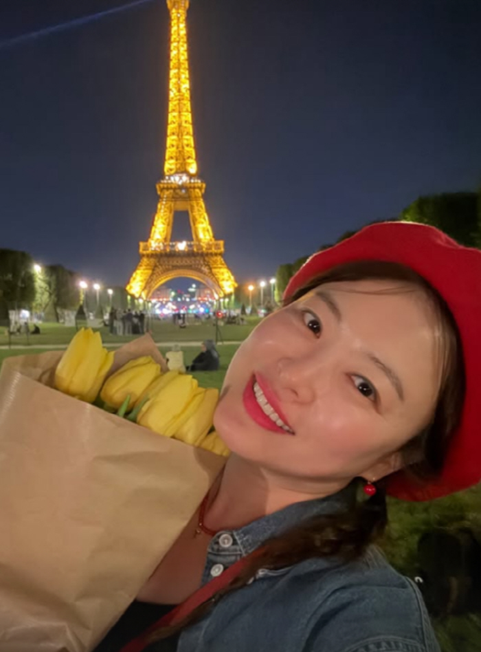 "아이 없이 살기로 했다"...심진화♥김원효, 에펠탑 앞 '행복 포옹'