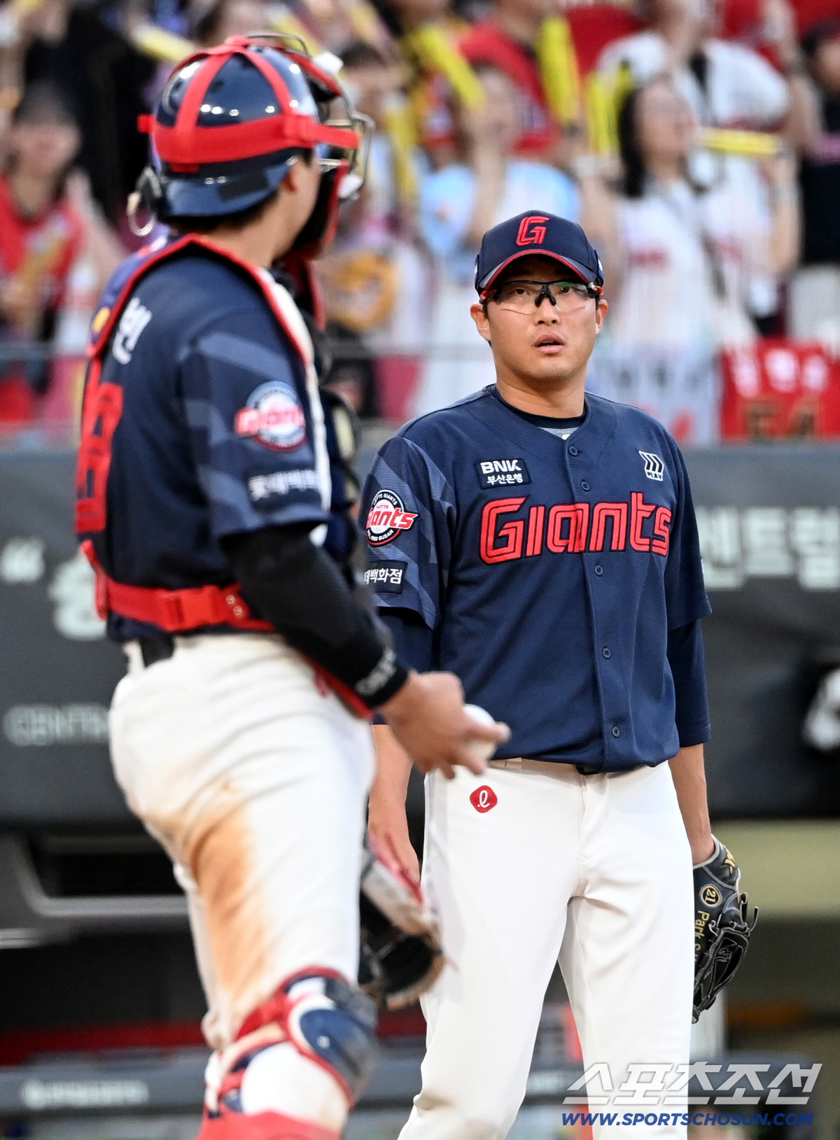 25일 광주KIA챔피언스필드에서 열린 롯데와 KIA의 경기. 5회말 2사 1,3루 박세웅이 김도영에 역전 2타점 2루타를 내주며 아쉬워하고 있다. 광주=허상욱 기자 wook@sportschosun.com/2026.04.25/