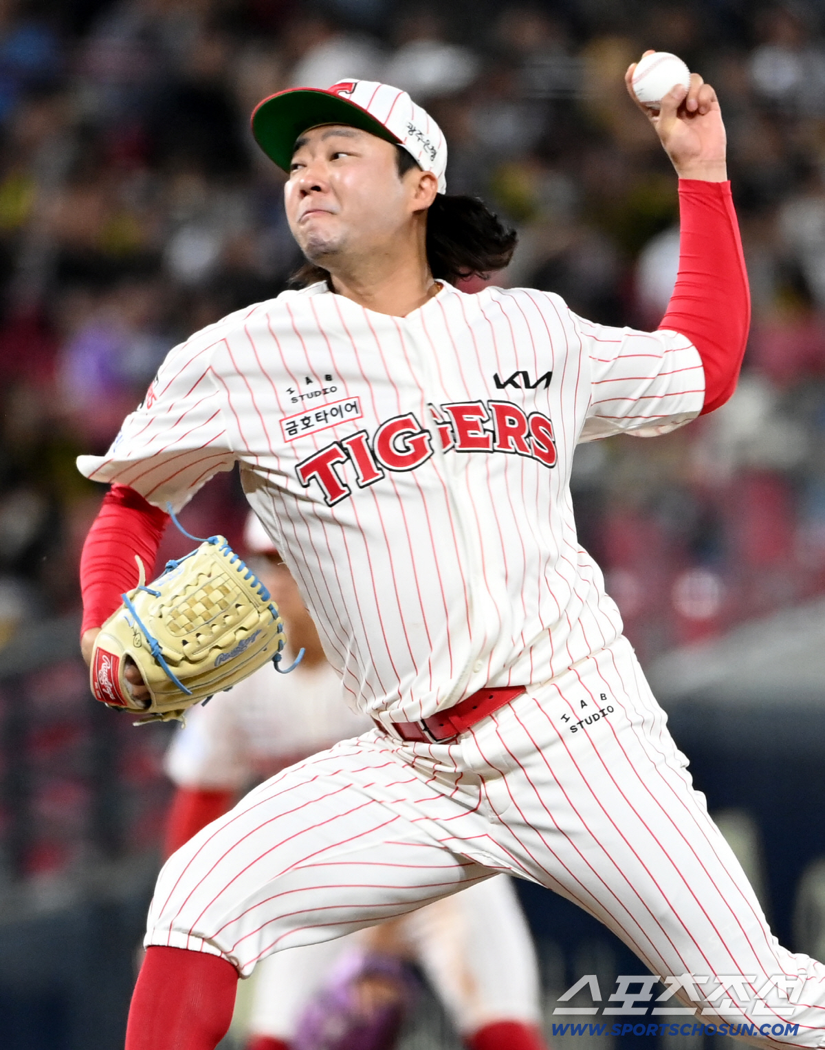 25일 광주KIA챔피언스필드에서 열린 롯데와 KIA의 경기. 8회초 KIA 김범수가 역투하고 있다. 광주=허상욱 기자 wook@sportschosun.com/2026.04.25/