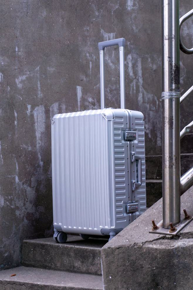 '특별한 인연X특별한 동행' 서울 이랜드, 대한민국 최고의 여행가방 전문 브랜드 '비기 캐리어'와 후원 계약[오피셜]