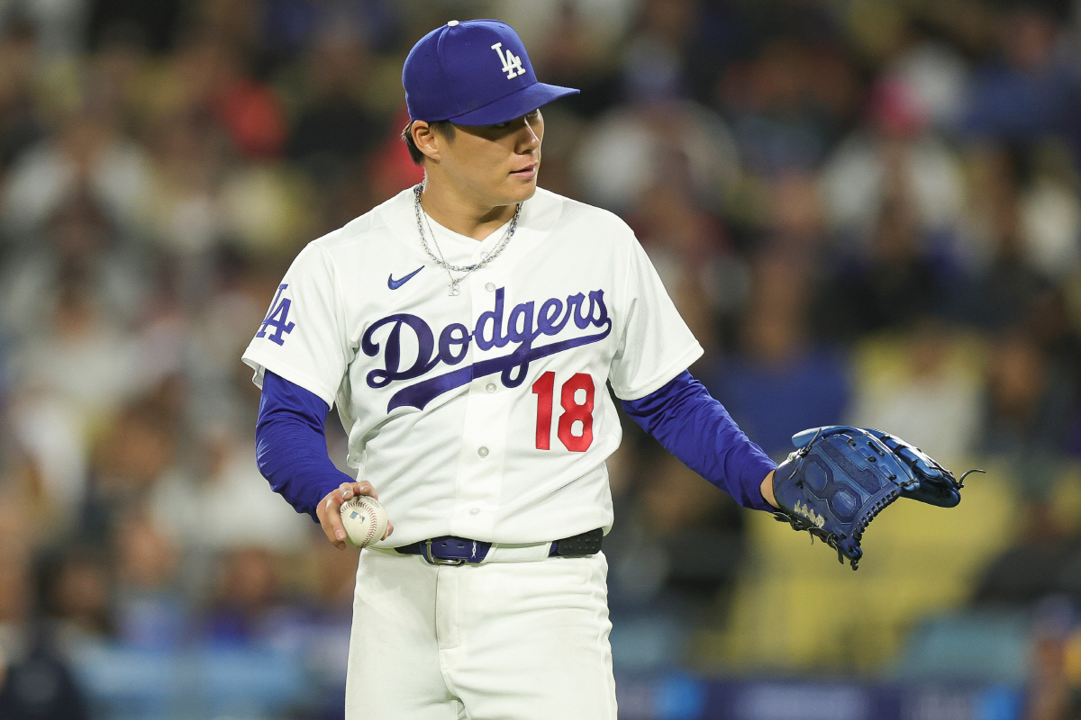Los Angeles Dodgers starting pitcher Yoshinobu Yamamoto gestures during the fourth inning of a baseball game against the Miami Marlins Monday, April 27, 2026, in Los Angeles. (AP Photo/Ryan Sun)