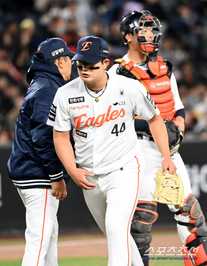 김서현을 2군에 내려보낸 진짜 이유 "물러나서 준비해라"