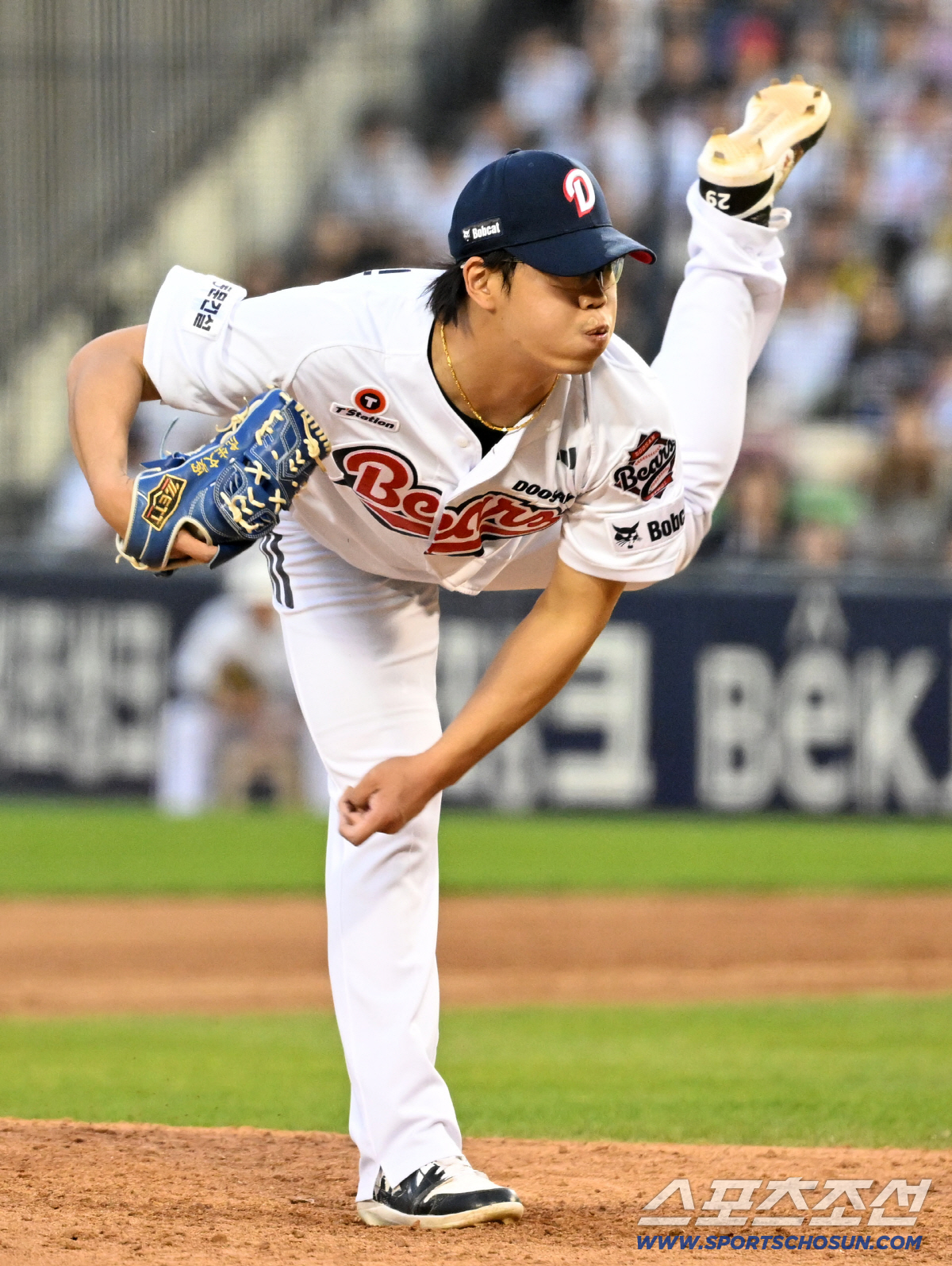 18일 잠실구장에서 열린 두산과 KIA의 경기. 두산 이병헌이 역투하고 있다. 잠실=박재만 기자 pjm@sportschosun.com/2026.04.18/