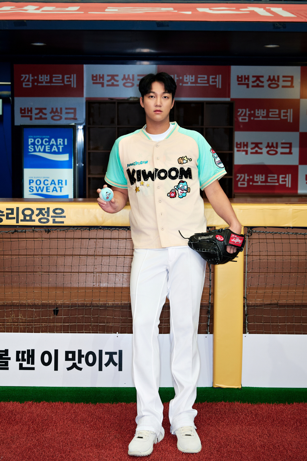 '어린이날 야구장 특급 선물'…안우진X한교동 만났다→日산리오 인기 캐릭터, 韓야구단과 협업