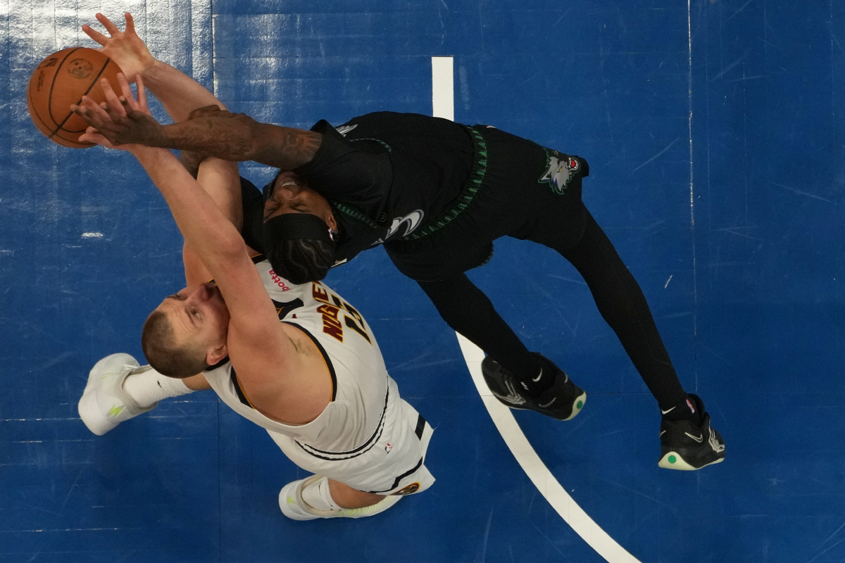 미네소타의 거듭된 악재. 앤트맨 1라운드 시즌아웃! 덴버 요키치 트리플더블. 5차전 반격 1승. '천적관계' 청산 스타트!