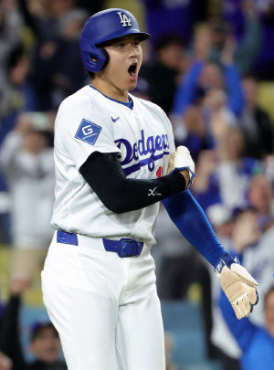 '사이영상 목표' 오타니 파격 결단! 이도류 결국 포기→투수로만 나선다…LAD '투타 겸업' 균형 맞추기 사활